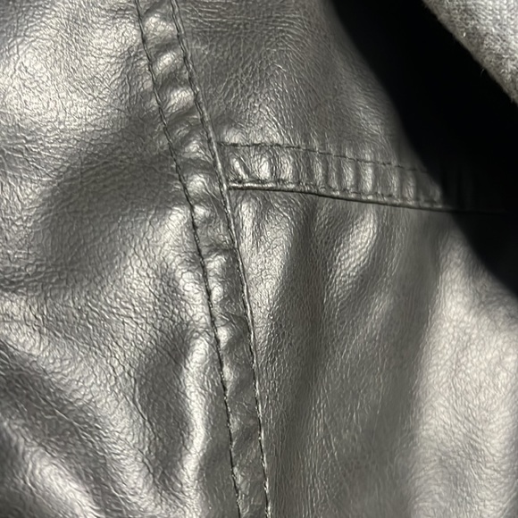 GI SONO by CAVALINI Vegan Leather Vest - Picture 9 of 13